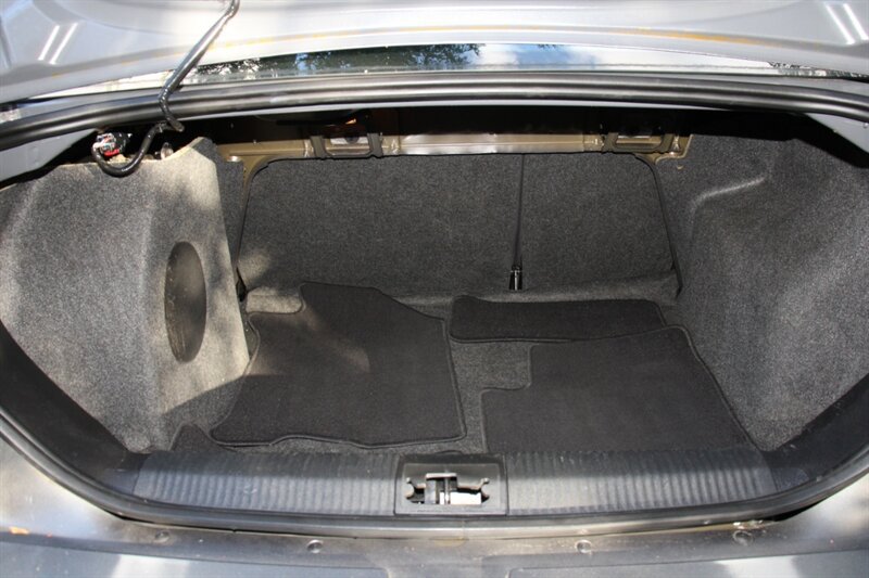Used 2010 Ford Focus SEL FWD image 16