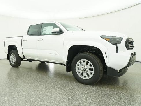 New 2026 Toyota Tacoma SR5 image 90