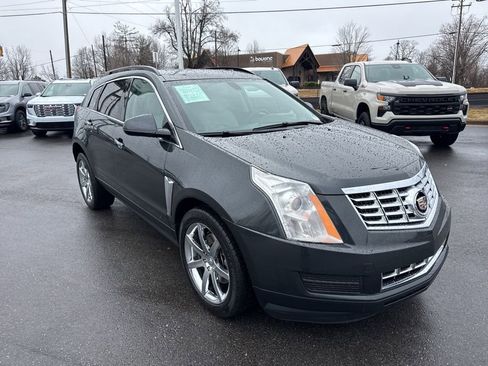 Used 2014 Cadillac SRX FWD image 7
