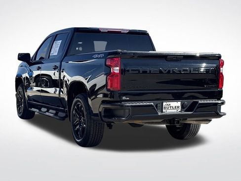 Used 2022 Chevrolet Silverado 1500 Custom w/ LPO, Blackout Package image 4