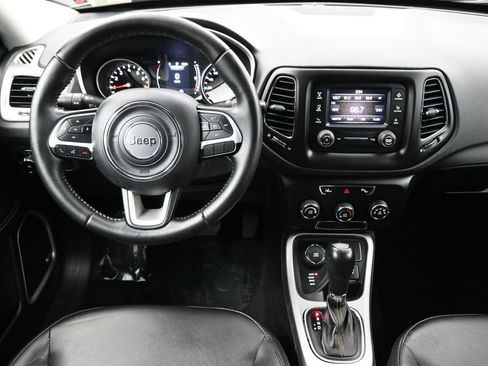 Used 2018 Jeep Compass Latitude w/ Safe & Security Group image 5