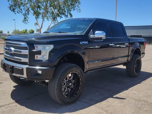Used 2015 Ford F150 Platinum w/ Equipment Group 701A Luxury AWD/4WD image 4
