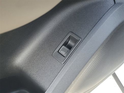 New 2025 Audi Q5 Prestige image 21