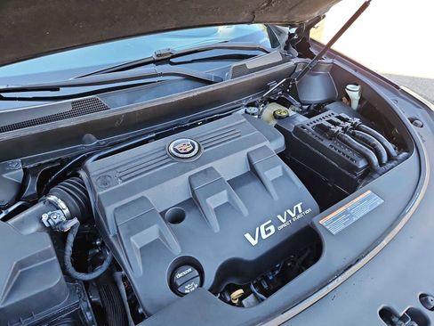 Used 2012 Cadillac SRX Luxury w/ LPO, U-Rail D-Rings Package image 13