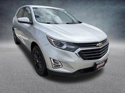 Used 2018 Chevrolet Equinox LT FWD image 5