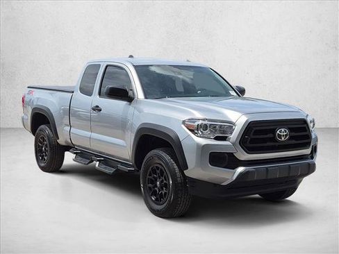 Used 2022 Toyota Tacoma SR w/ SX Package RWD image 3