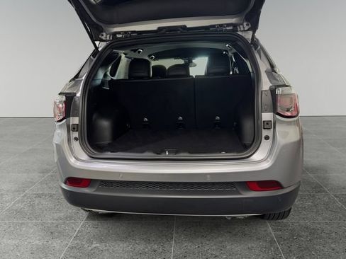 Used 2023 Jeep Compass Limited AWD/4WD image 15
