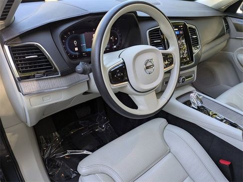 Certified 2023 Volvo XC90 B6 Ultimate image 9