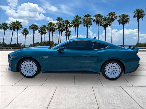 New 2026 Ford Mustang GT Premium w/ GT Performance Package RWD image 4