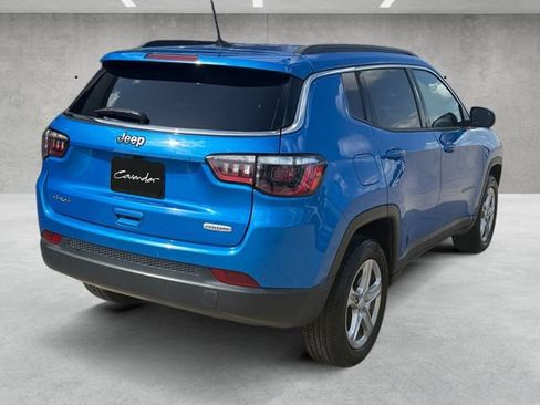 Used 2024 Jeep Compass Latitude AWD/4WD image 17
