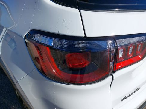 New 2026 Jeep Compass Latitude image 34