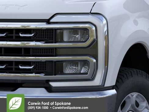 New 2026 Ford F250 XLT AWD/4WD image 18