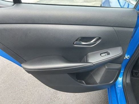 Used 2024 Nissan Sentra SV image 32