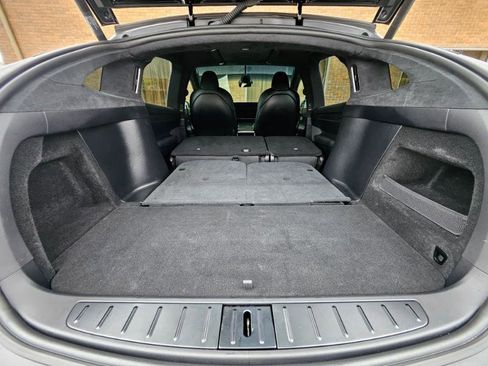 Used 2023 Tesla Model X AWD image 70