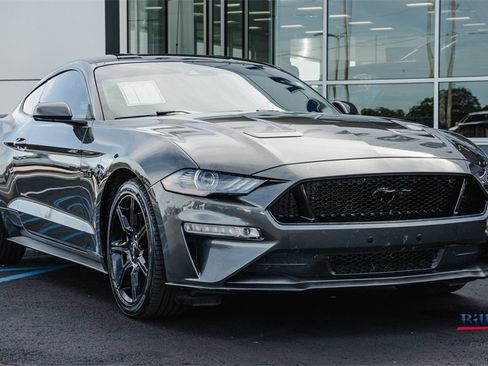 Used 2020 Ford Mustang GT w/ Equipment Group 301A image 3