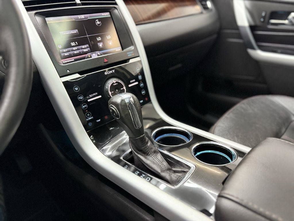 Used 2014 Ford Edge Limited w/ Equipment Group 301A AWD/4WD image 21