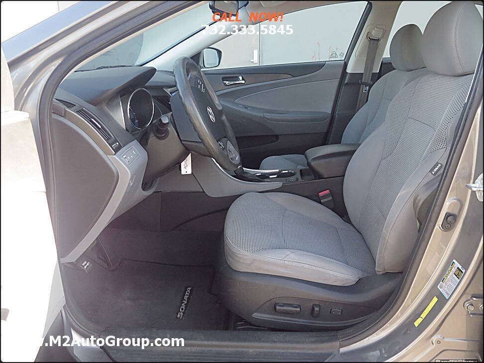 Used 2013 Hyundai Sonata GLS w/ Popular Equipment Pkg FWD image 8