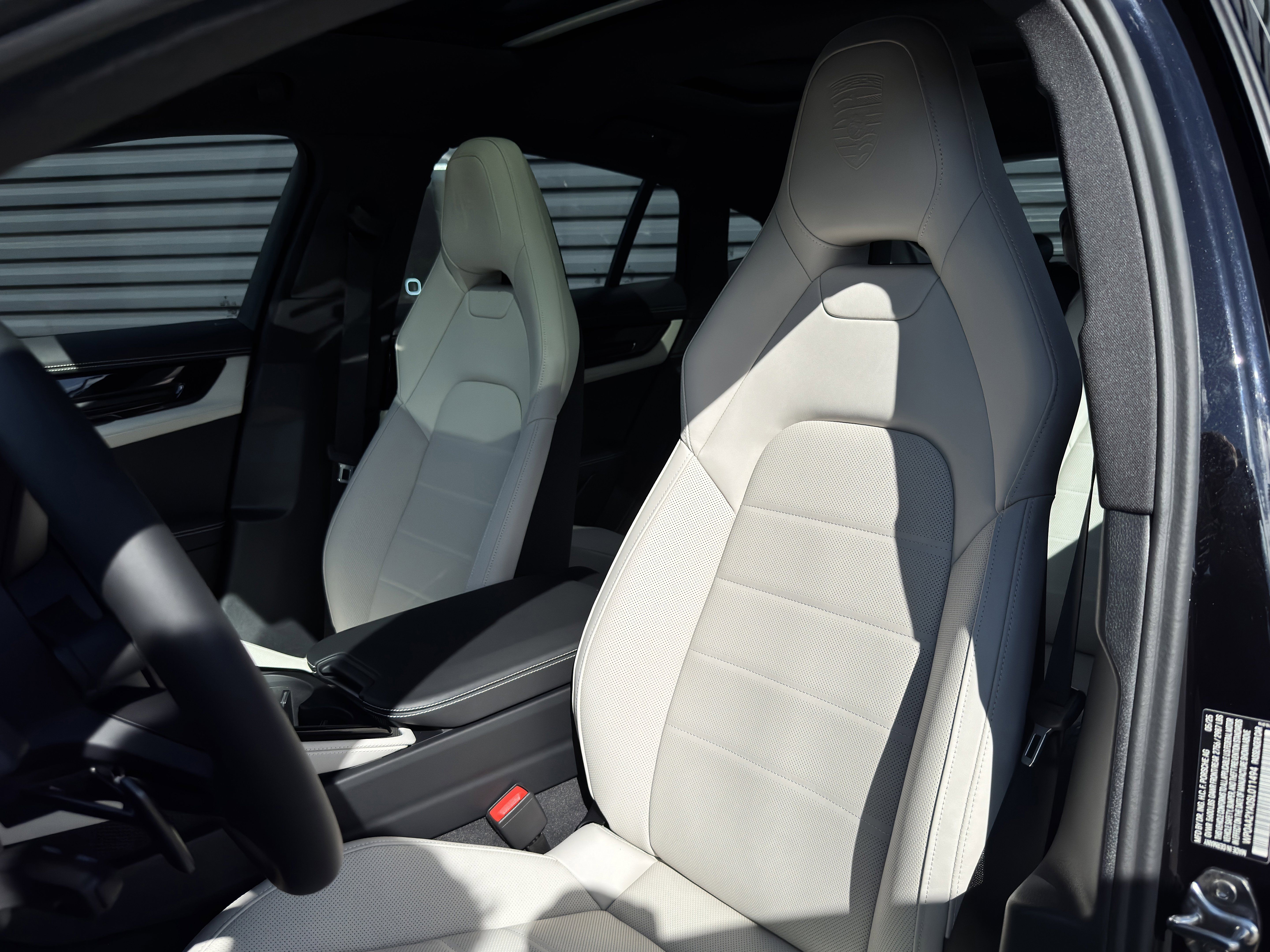 Certified 2025 Porsche Panamera 4 AWD/4WD image 5