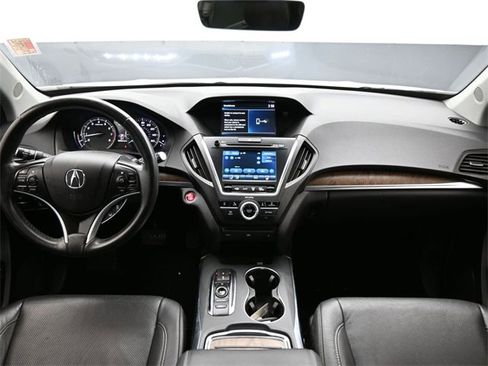 Used 2020 Acura MDX w/ Technology & Entertainment image 12