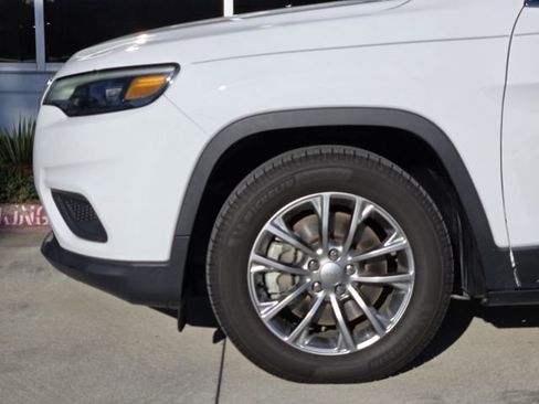 Used 2020 Jeep Cherokee Latitude Lux w/ Quick Order Package 26H Lux image 8