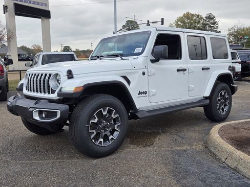 New 2026 Jeep Wrangler Unlimited Sahara AWD/4WD image 1