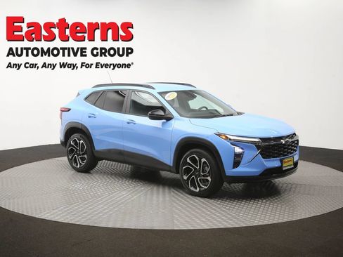 Used 2024 Chevrolet Trax RS w/ Driver Confidence Package FWD image 48