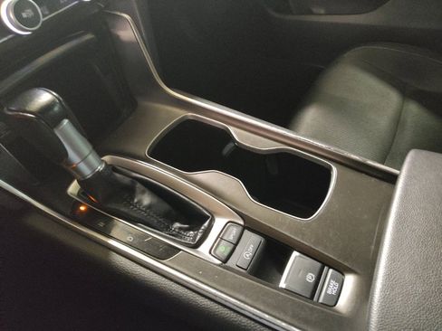 Used 2021 Honda Accord Sport image 26