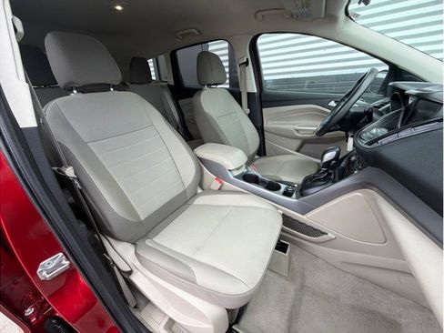 Used 2015 Ford Escape SE w/ Equipment Group 201A AWD/4WD image 19