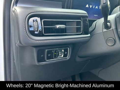 Used 2026 Lincoln Aviator 2WD w/ Jet Appearance Package image 17