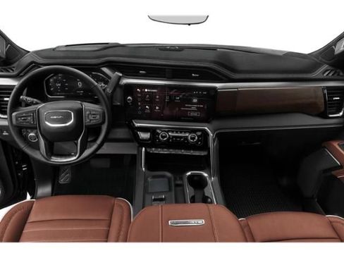 Used 2026 GMC Sierra 2500 Denali Ultimate w/ LPO, GMC Protection Package AWD/4WD image 4