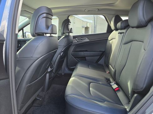 Certified 2024 Kia Sportage EX w/ EX Premium Package image 18