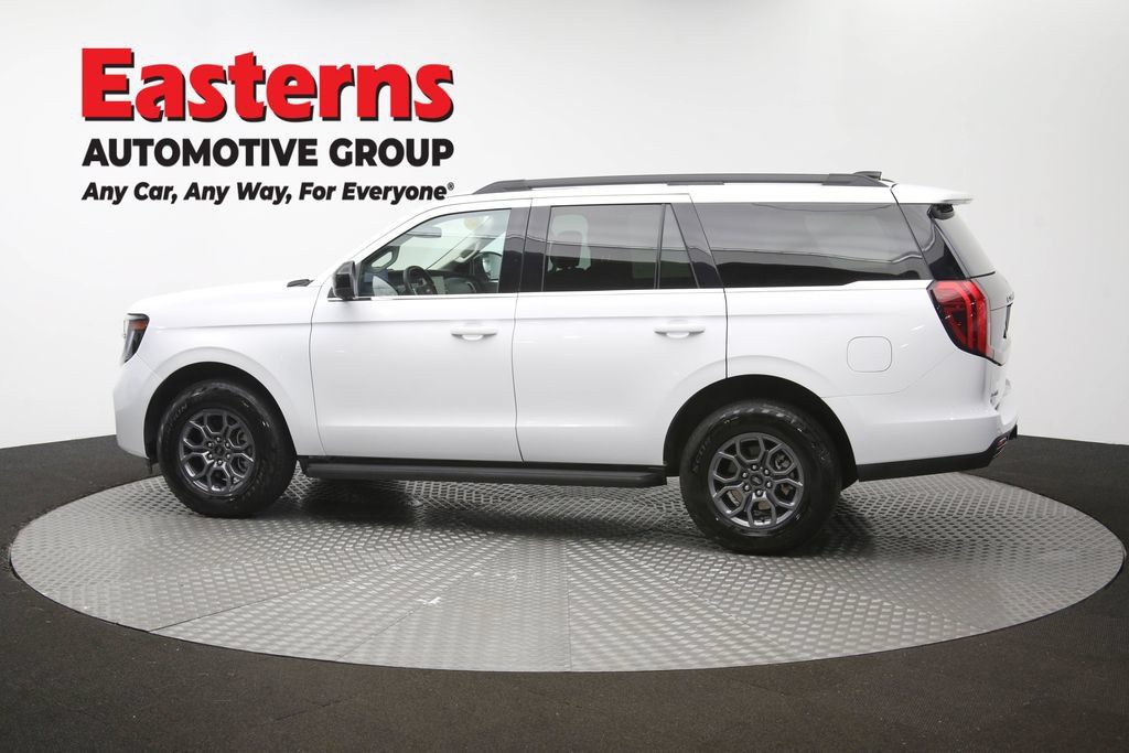 Used 2025 Ford Expedition Active AWD/4WD image 61