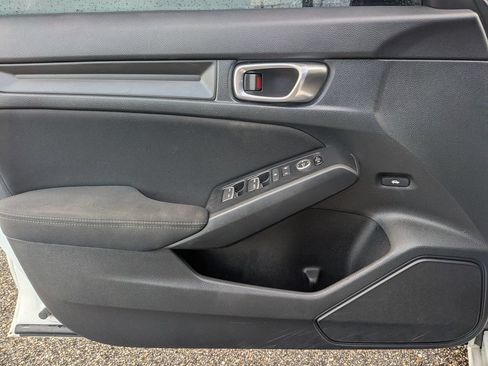 Used 2025 Honda Civic LX image 32
