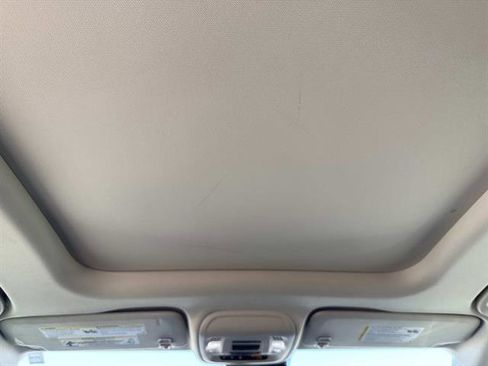 Used 2021 Buick Envision Avenir w/ Technology Package II image 14