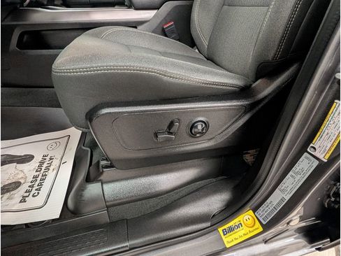 Used 2021 RAM 1500 Big Horn AWD/4WD image 9