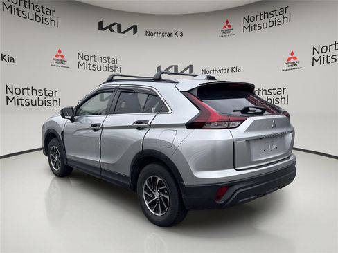Used 2022 Mitsubishi Eclipse Cross ES AWD/4WD image 4