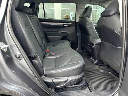 Certified 2020 Toyota Highlander Limited image 16