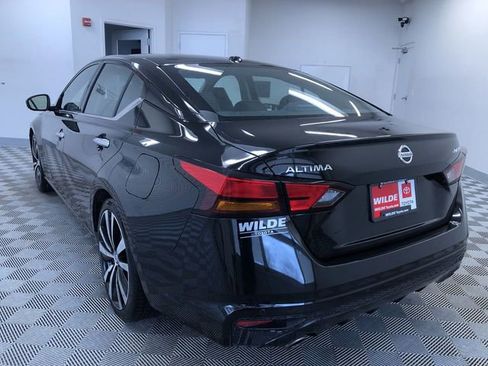 Used 2019 Nissan Altima 2.5 Platinum image 13