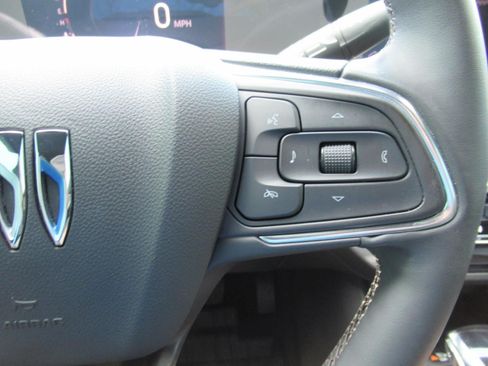 Used 2024 Buick Envista Avenir FWD image 24