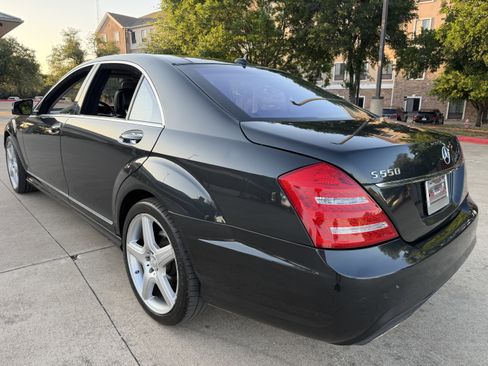 Used 2011 Mercedes-Benz S 550 image 5