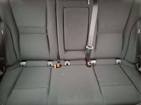 Used 2025 Nissan Rogue S FWD image 17