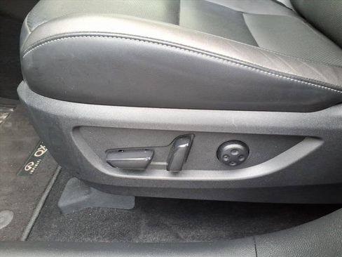 Used 2025 INFINITI QX50 Luxe image 7