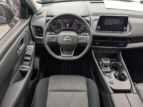 New 2026 Nissan Rogue SV w/ Cold Weather Package FWD image 16