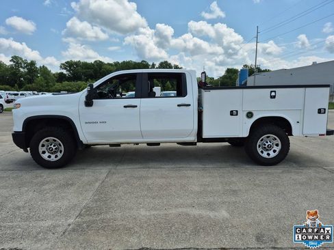Used 2024 Chevrolet Silverado 3500 W/T w/ WT Fleet Convenience Package AWD/4WD image 4