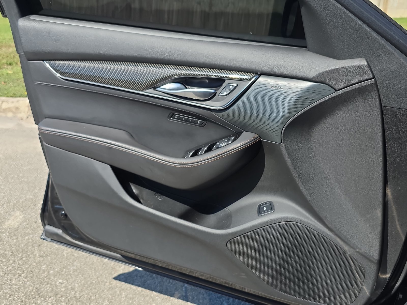 Used 2025 Cadillac CT5 V RWD image 24