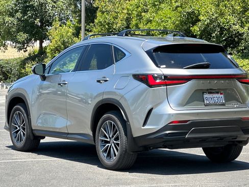Used 2025 Lexus NX 350h AWD w/ Premium Package image 3