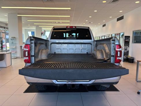 Used 2021 RAM 2500 Laramie AWD/4WD image 9