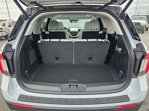 New 2026 Ford Explorer Platinum w/ LUX Leather Package image 28