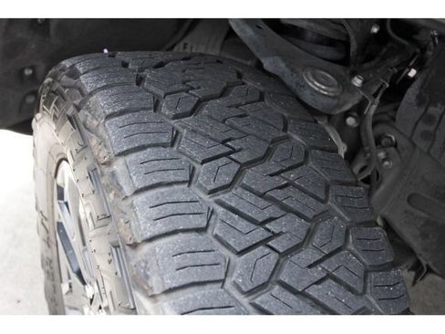 Used 2023 Toyota Tundra Platinum AWD/4WD image 29