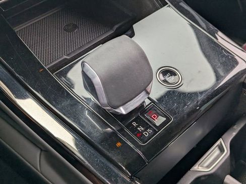 Used 2024 Land Rover Range Rover Sport Dynamic SE image 28